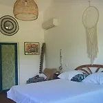 Pansiyon Jardins D'Ailleurs Suite Avec Piscine Et Terrasse *