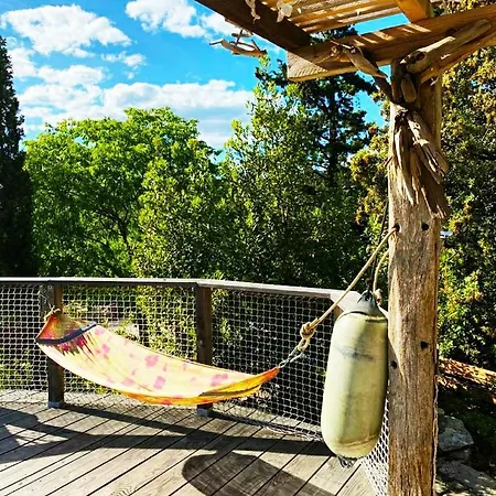 Jardins D'ailleurs Avec Piscine Et Terrasse Homestay szállás Nîmes