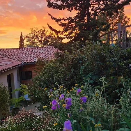 Jardins D'ailleurs Avec Piscine Et Terrasse Homestay szállás Nîmes